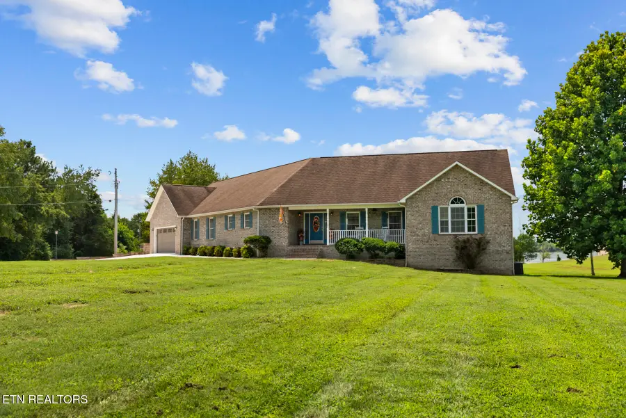 220 Sherman Circle, Kingston, TN 37763 - #2