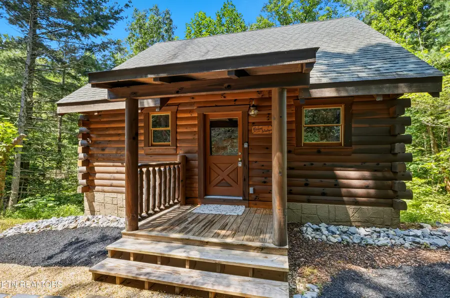 1922 Beach Front Drive, Sevierville, TN 37876 - #2