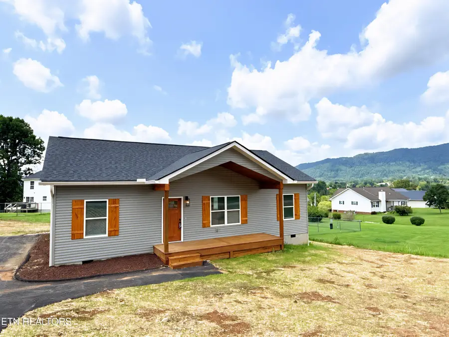 460 Glade Springs Rd, Lafollette, TN 37766 - #3