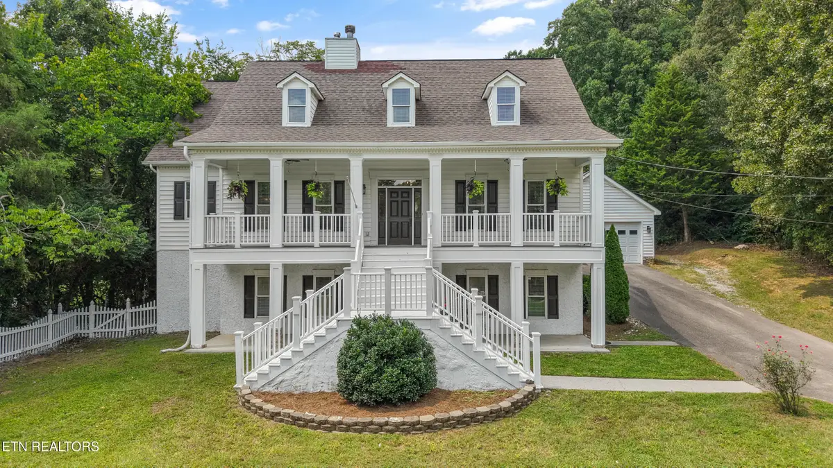 9913 Bluegrass Rd, Knoxville, TN 37922 - #1