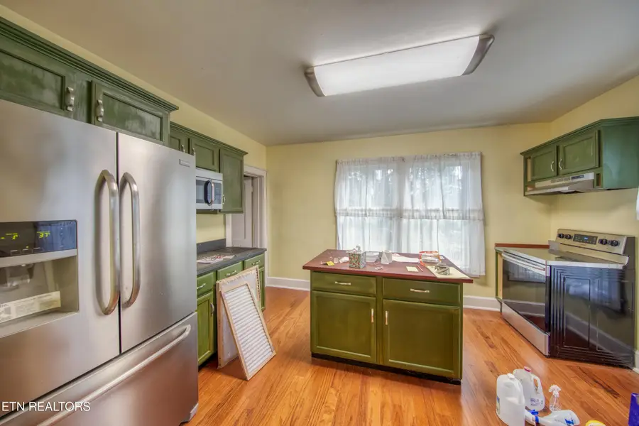 711 W Jefferson St, Jefferson City, TN 37760 - #3
