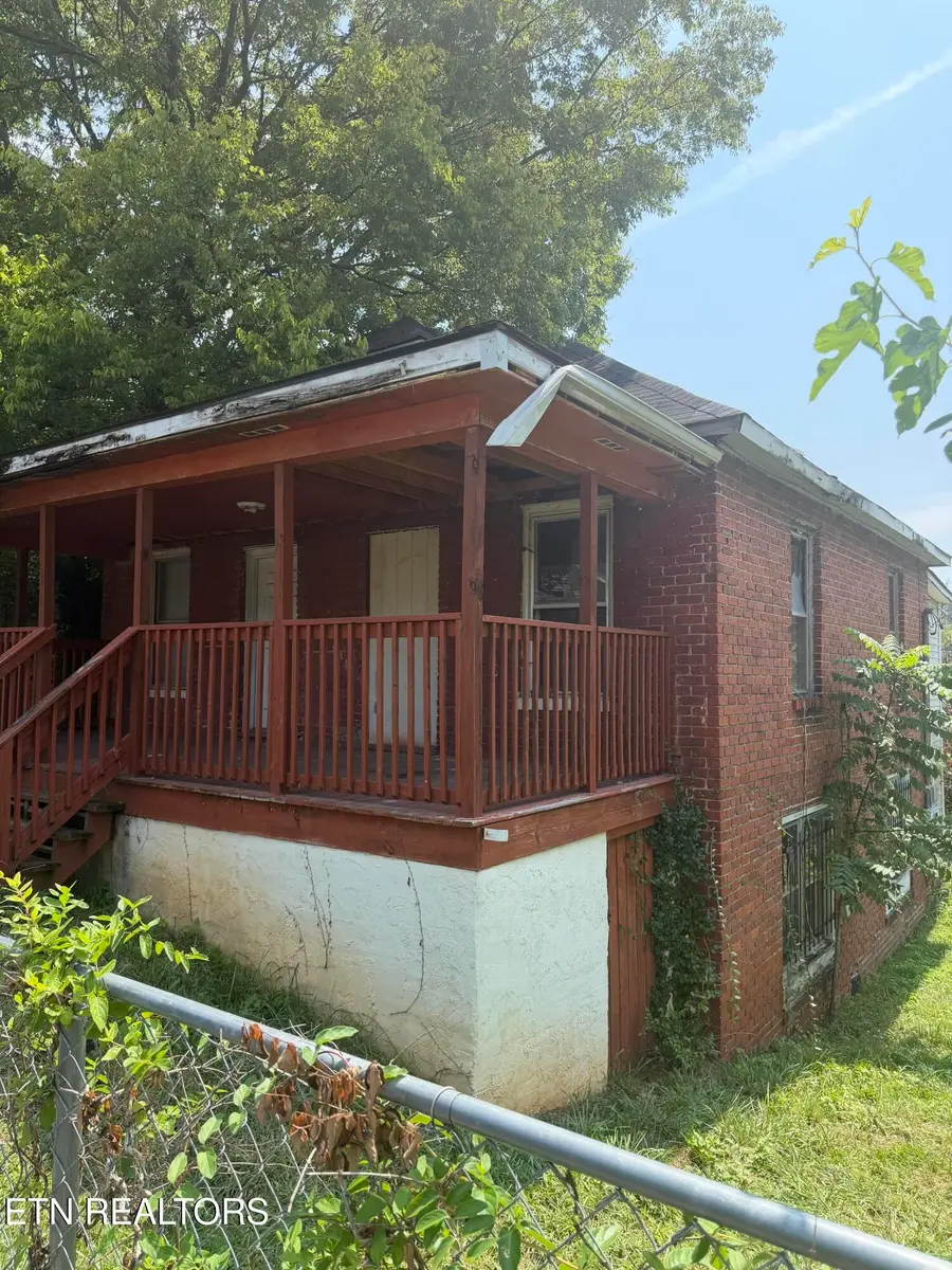 1228 Connecticut Ave, Knoxville, TN 37921 - #2