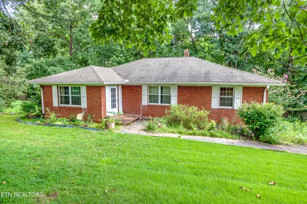 2804 Patrick Ave, Maryville, TN 37804