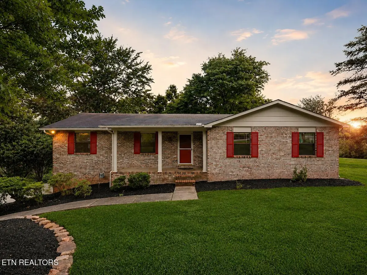 1420 Buxton Drive, Knoxville, TN 37922 - #1