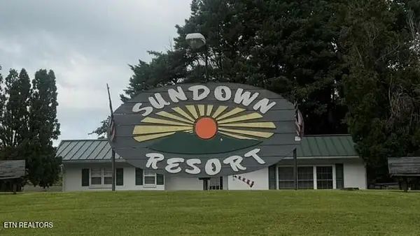 8450 State Hwy 73, Townsend, TN 37882
