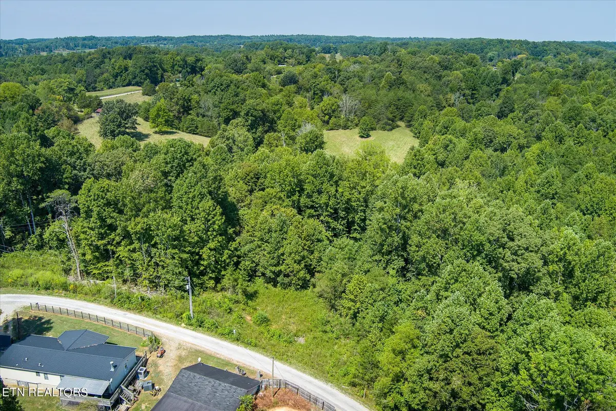 129 Lester Ledbetter Lane, Hilham, TN 38568 - #1