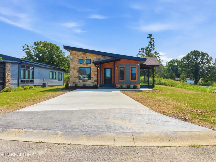 203 Granite Drive, Sevierville, TN 37876 - #2