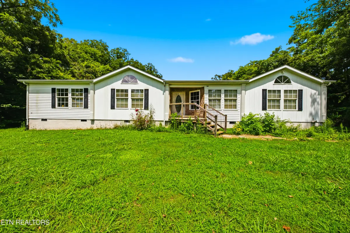203 N Fair St, Sweetwater, TN 37874 - #1