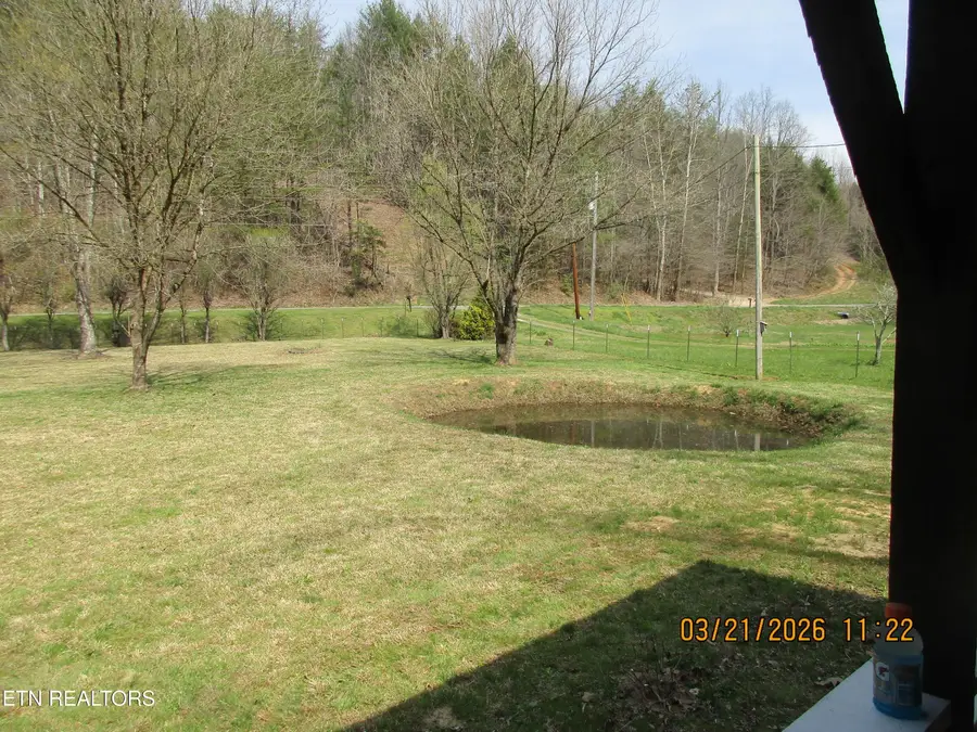 4902 Bogard Rd, Cosby, TN 37722 - #2