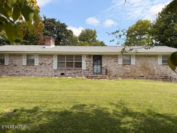 7236 Oakmeade Rd, Powell, TN 37849