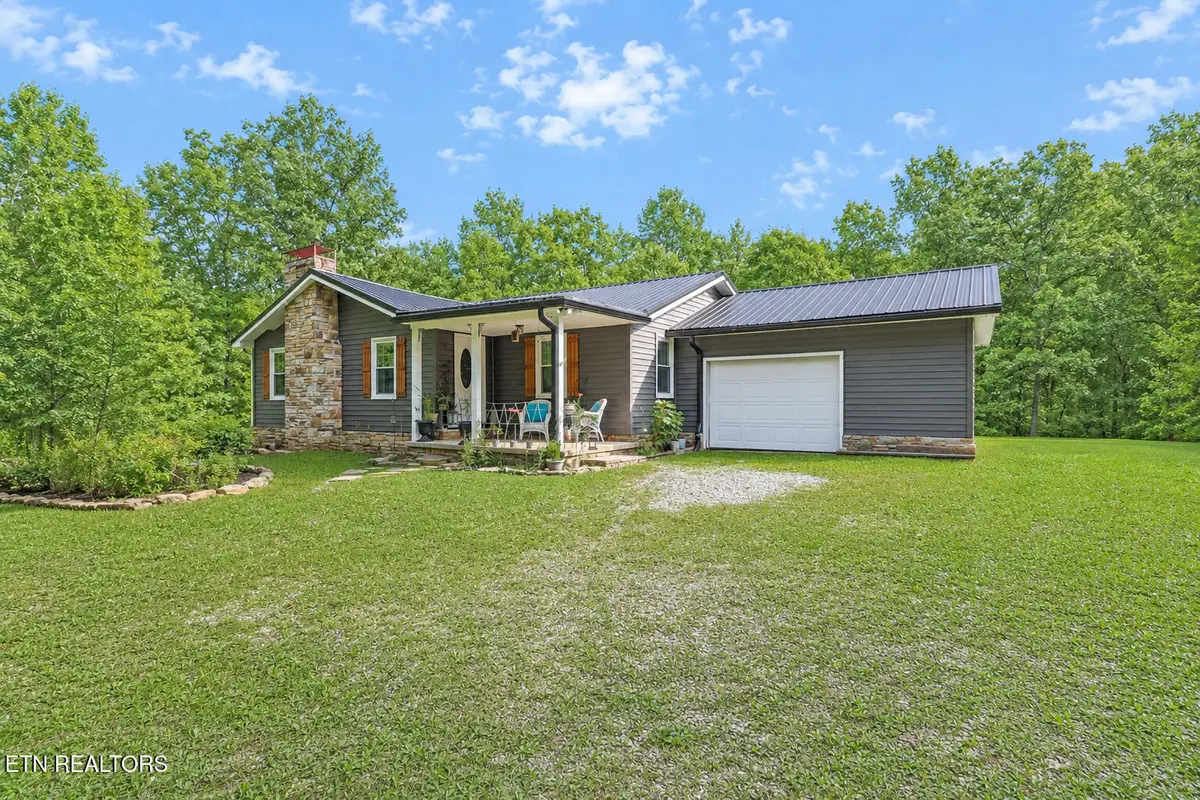 394 Thomas Springs Rd, Crossville, TN 38572 - #1