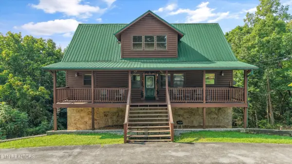 1583 Nicoha Blvd, Sevierville, TN 37876