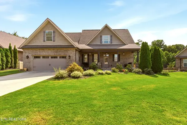 103 Crest Pointe Lane, Oak Ridge, TN 37830