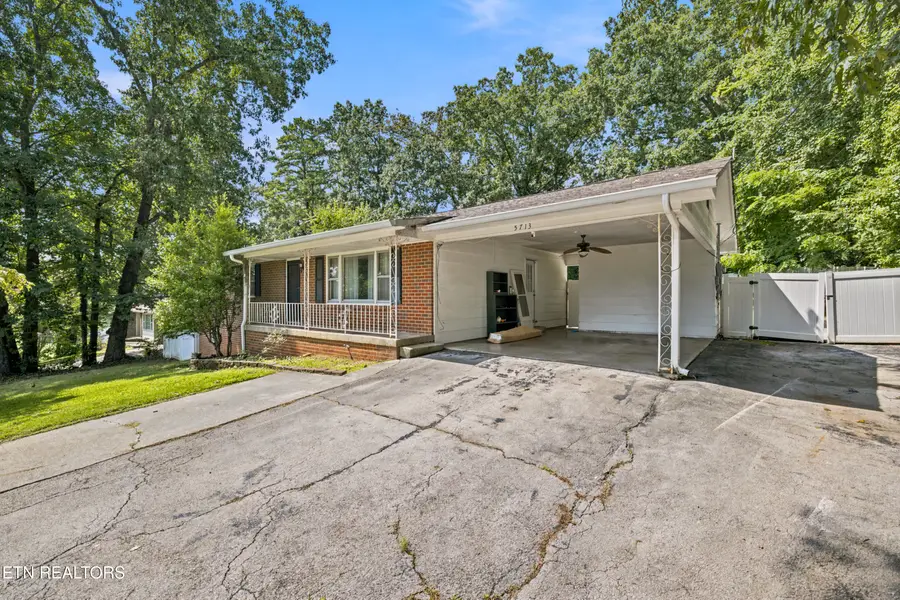 5713 Haynes Sterchi Rd, Knoxville, TN 37912 - #2