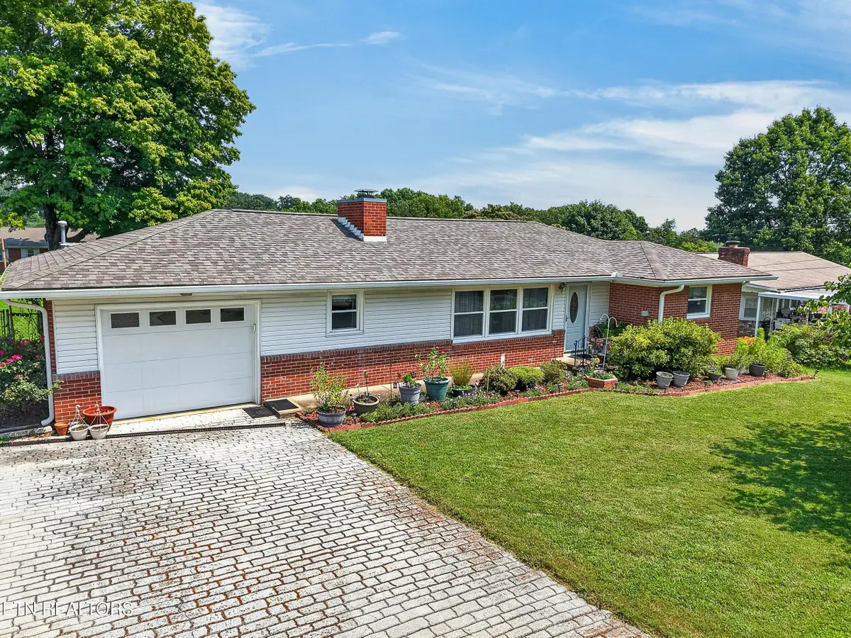 509 Scenic Drive, Clinton, TN 37716 - #1