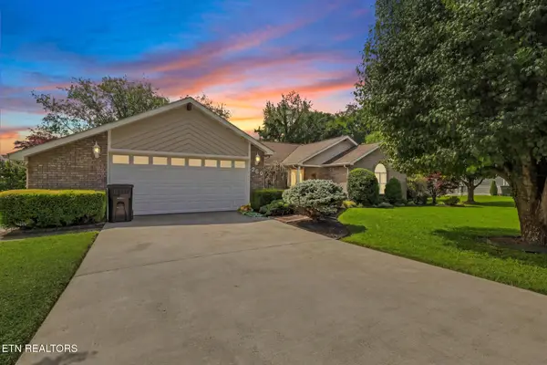 260 Lexington Place, Sevierville, TN 37862
