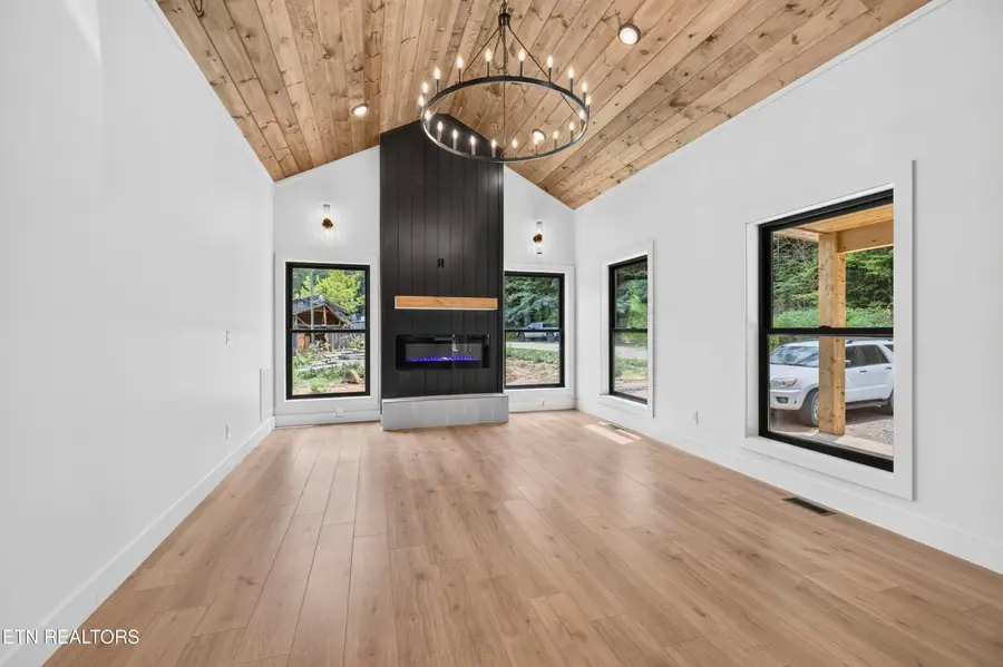 3749 Richardson Cove Rd, Sevierville, TN 37876 - #2