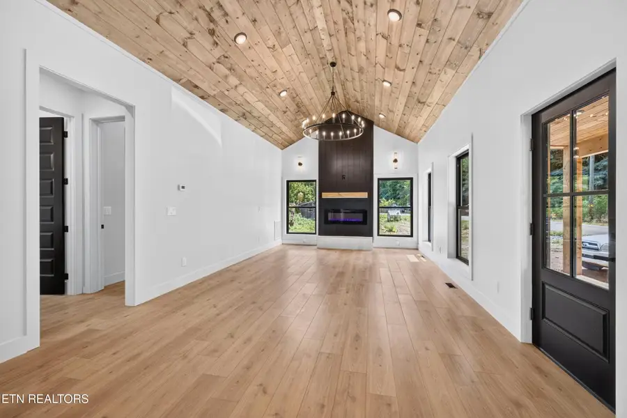 3749 Richardson Cove Rd, Sevierville, TN 37876 - #3