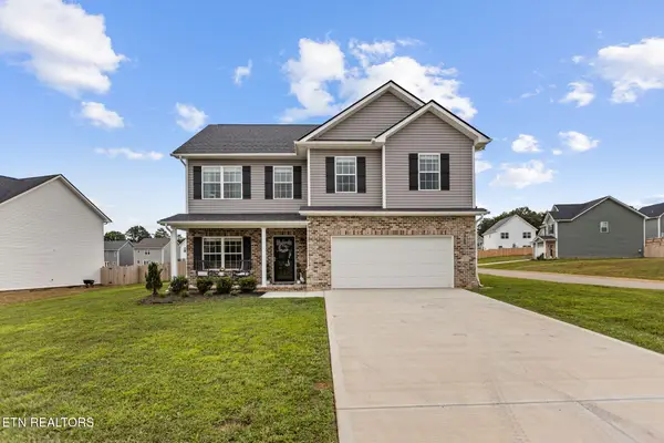 7677 Honey Oaks Rd, Corryton, TN 37721