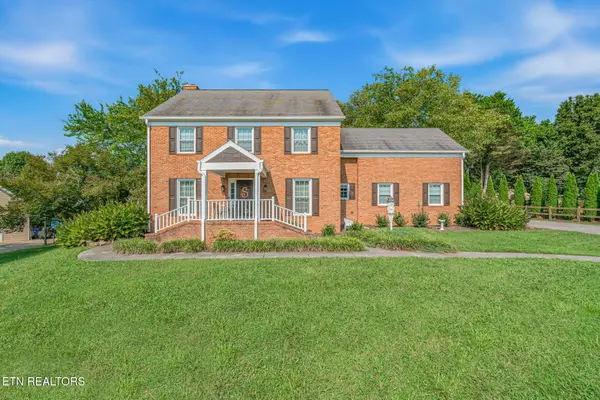 2309 Macintosh Circle, Knoxville, TN 37932