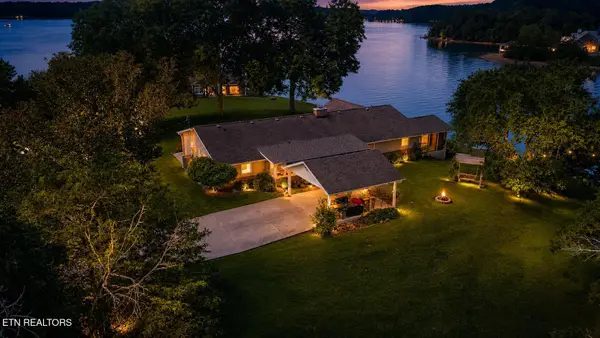1230 Owens Lane, Dandridge, TN 37725