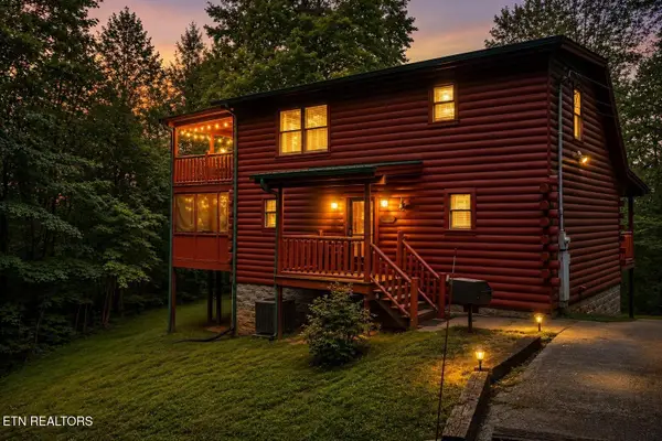1904 Rhododendron Lane, Sevierville, TN 37876