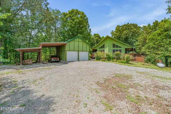 414 Shaddon Rd, Tellico Plains, TN 37385