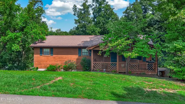 1537 Kinder Lane, Dandridge, TN 37725