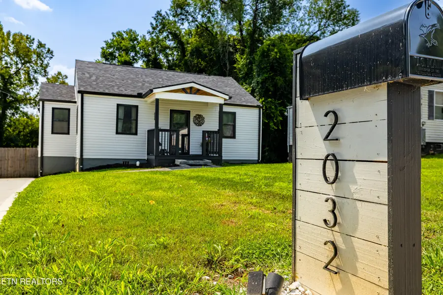 2032 Seminole Ave, Knoxville, TN 37915 - #3