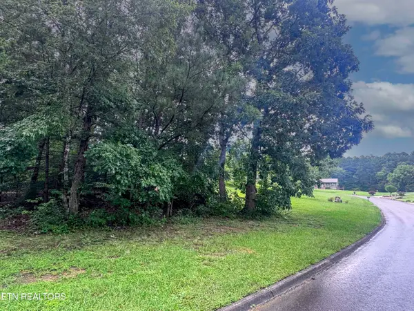 Boxwood Lane, Sevierville, TN 37862