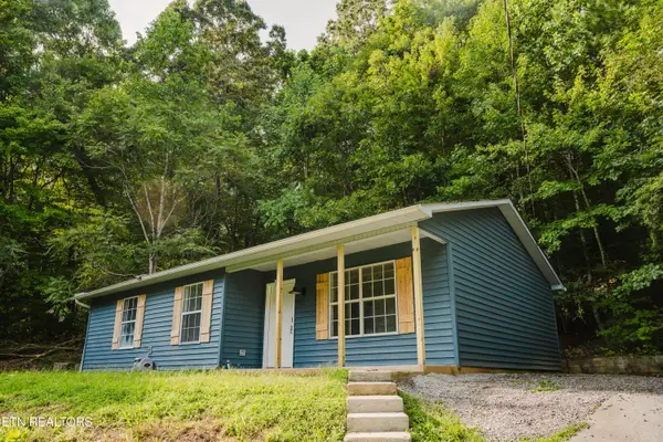 146 Park Place, Harriman, TN 37748
