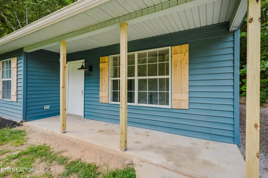 146 Park Place, Harriman, TN 37748 - #3