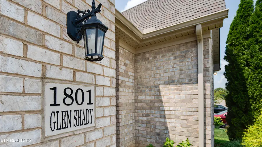 1801 Glen Shady Blvd, Knoxville, TN 37922 - #3