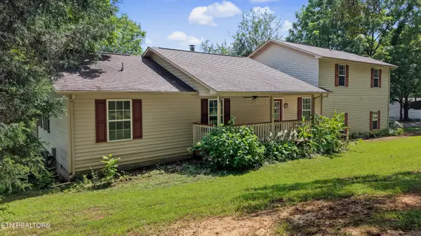 7712 Berry Williams Rd, Townsend, TN 37882