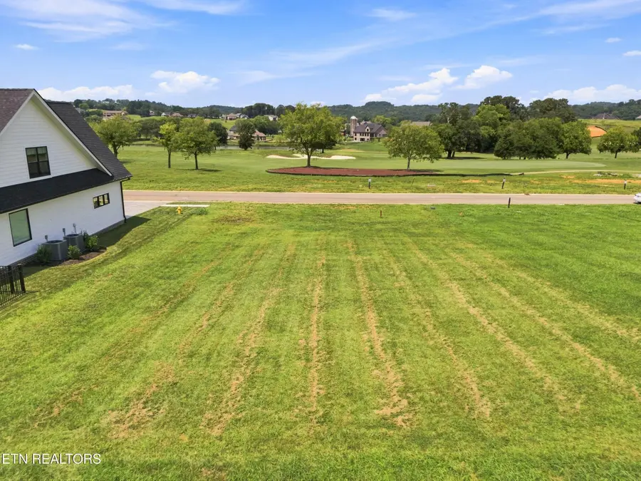 958 Black Bear Circle, Loudon, TN 37774 - #2