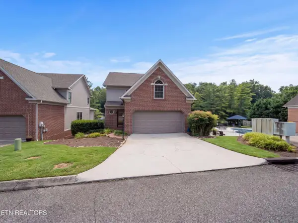 8542 Oxford Drive, Knoxville, TN 37922