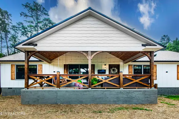 462 Nursery Rd, Dandridge, TN 37725