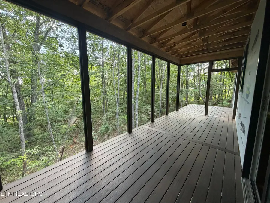 129 Folkstone Rd, Fairfield Glade, TN 38558 - #3