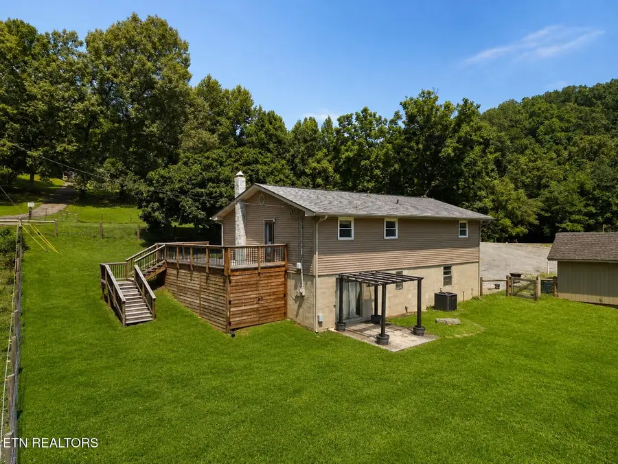 604 Bagwell Rd, Knoxville, TN 37924 - #3
