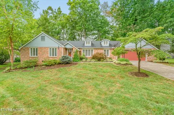 7921 Castlecomb Rd, Powell, TN 37849
