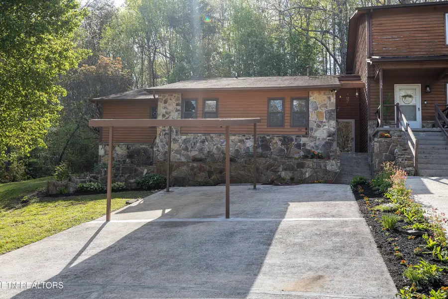 156 Hendrix Drive, Oak Ridge, TN 37830 - #2