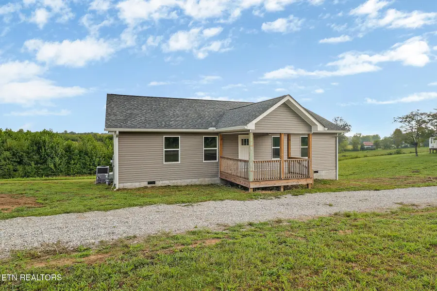 1081 Old Sunbright Rd, Jamestown, TN 38556 - #3