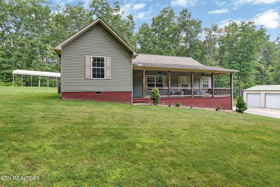552 Robs Rd, Grimsley, TN 38565 - #3