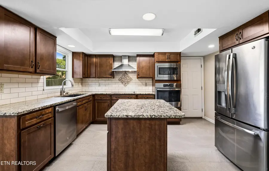 8745 Shoreham Blvd, Knoxville, TN 37922 - #3