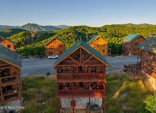 2819 White Oak Ridge Lane, Sevierville, TN 37862