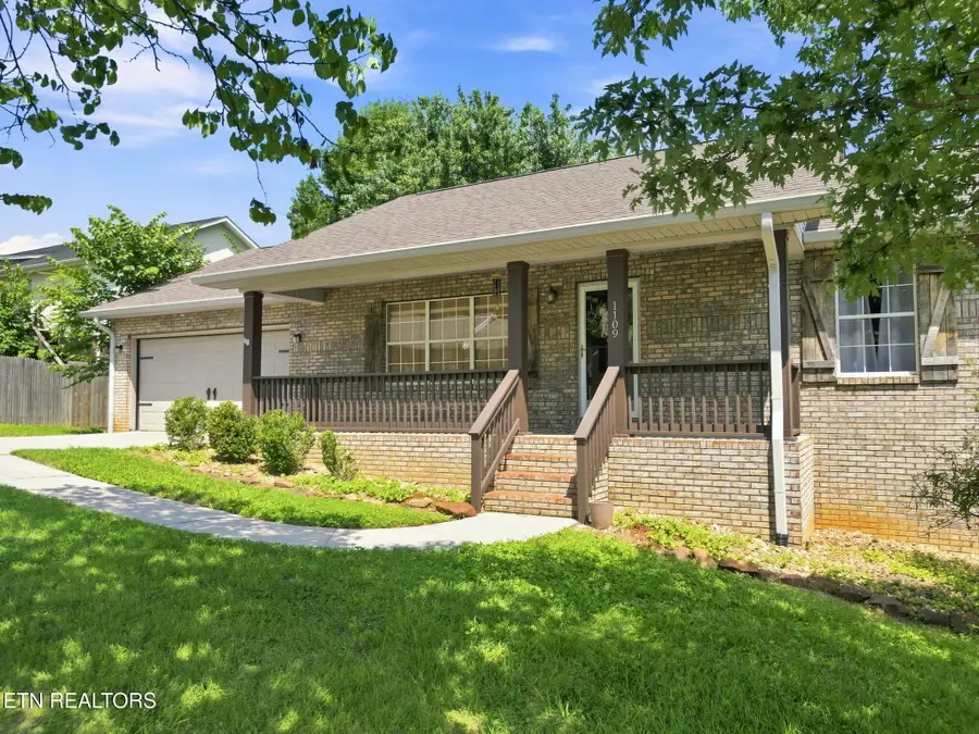 1109 Willow Creek Circle, Maryville, TN 37804 - #2