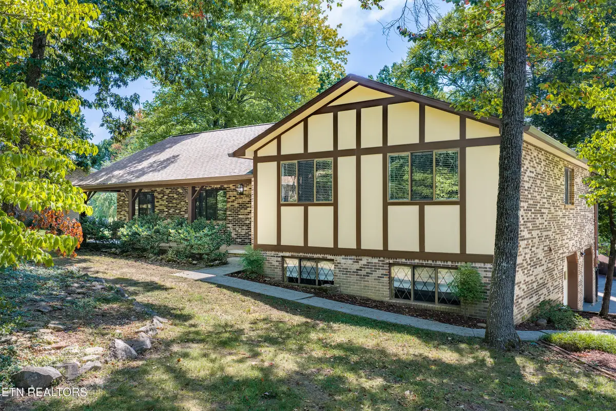 7504 Wickam Rd, Knoxville, TN 37931 - #1