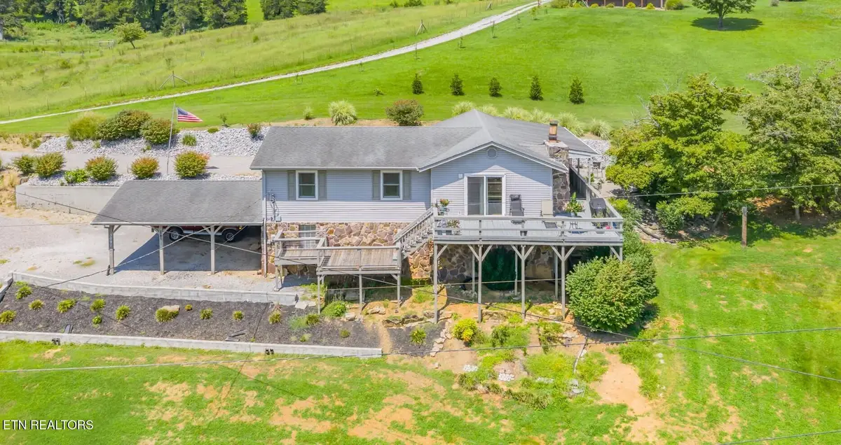 3091 Dutch Valley Rd, Washburn, TN 37888 - #1