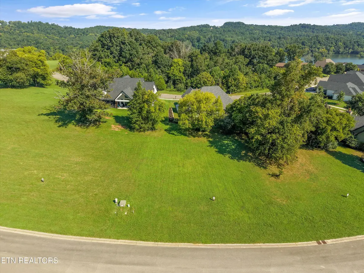 1520 Eagle Pt Drive, Loudon, TN 37774 - #1