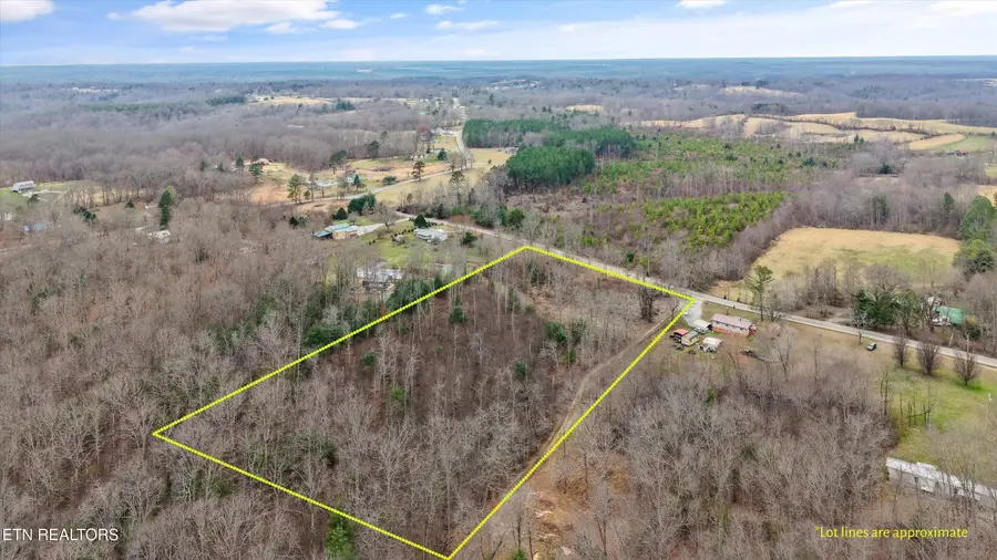 Deer Lodge Hwy, Deer Lodge, TN 37726 - #3